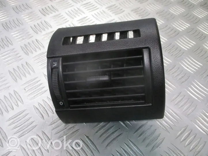 Volkswagen Fox Copertura griglia di ventilazione cruscotto 5Z0819704