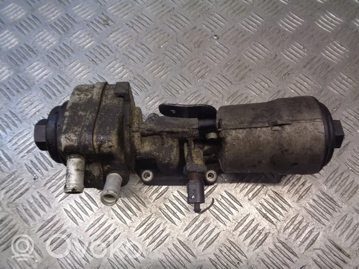 Volkswagen Fox Supporto di montaggio del filtro dell’olio 045115389G