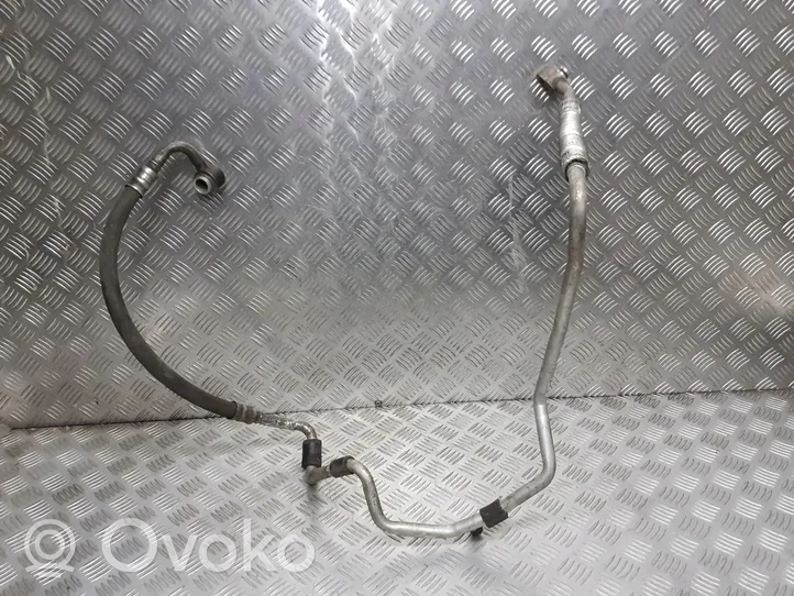 Skoda Octavia Mk2 (1Z) Wąż / Przewód klimatyzacji A/C 1K0820743BT