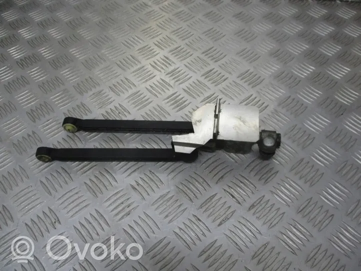 Skoda Octavia Mk1 (1U) Vaihteenvalitsimen vaihtaja vaihdelaatikossa 