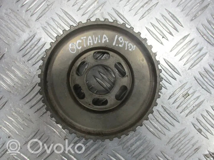 Skoda Octavia Mk1 (1U) Jakohihnan vetopyörä 