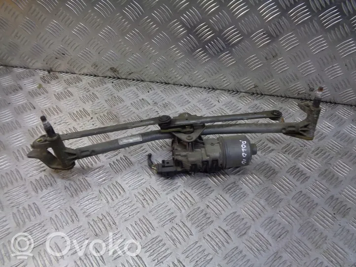 Volkswagen Polo IV 9N3 Front wiper linkage 