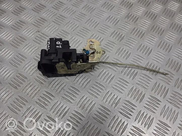 Daewoo Tacuma Front door lock 