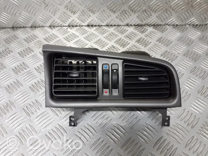 Nissan Primera Dashboard air vent grill cover trim 68751-2F900