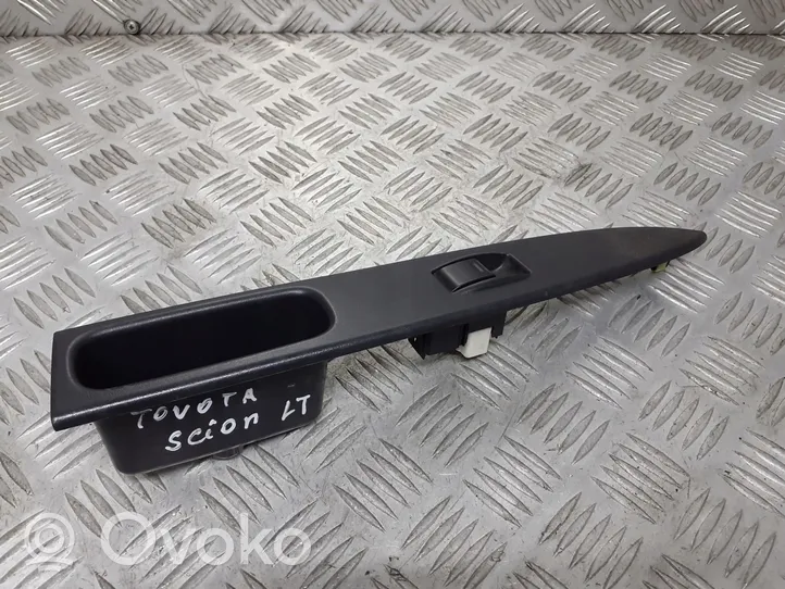 Scion xA Interruttore di controllo dell’alzacristalli elettrico 74272-52040