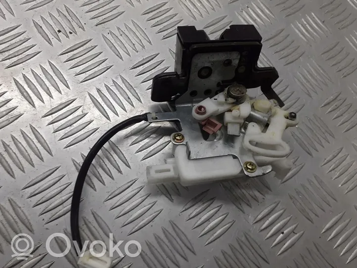 Mazda 5 Takaluukun ulkopuolinen lukko 5G21