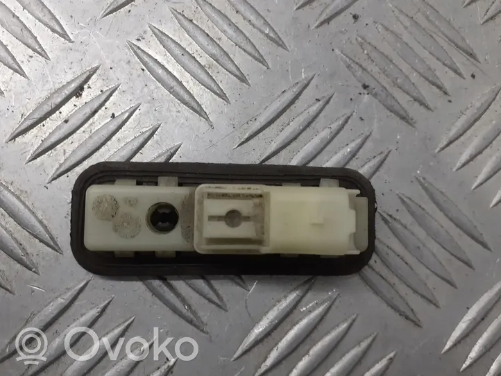 Citroen C5 Tailgate/boot open switch button 