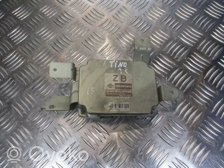 Nissan Almera N16 Module de contrôle de boîte de vitesses ECU 31036-BU705