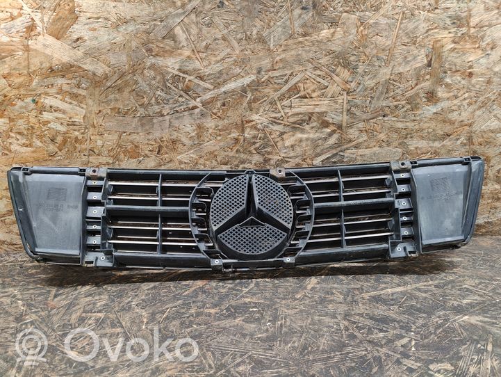Mercedes-Benz S W140 Grille calandre supérieure de pare-chocs avant 1408880060