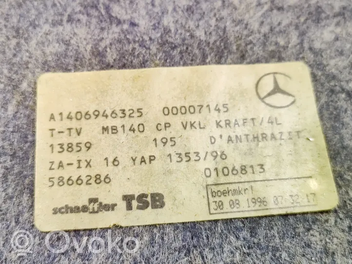 Mercedes-Benz S W140 Tavaratilan pohjan tekstiilimatto A1406946325