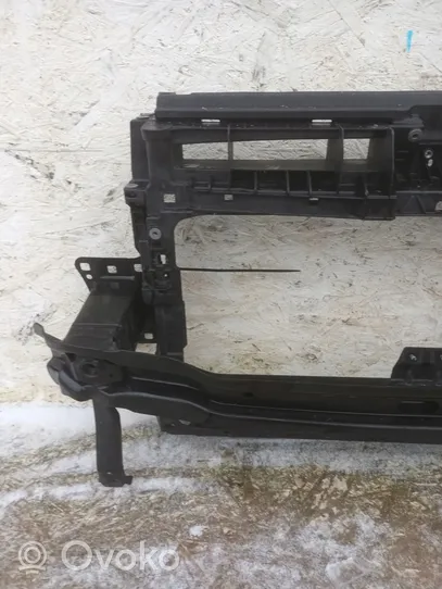 Volkswagen Tiguan Radiatorių panelė (televizorius) 5NA805594L