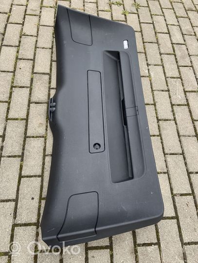 Audi Q5 SQ5 Verkleidung Heckklappe Kofferraumdeckel 8R0867979B