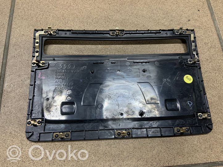 Audi A3 S3 8V Kita panelės detalė 8V0857186E