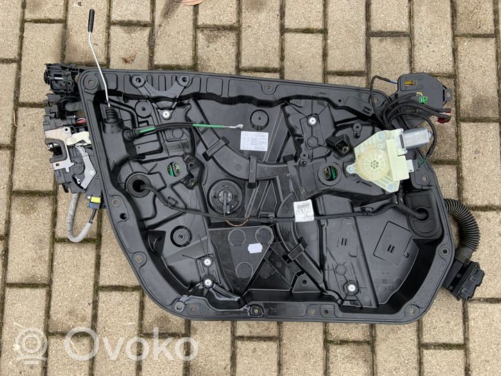 Mercedes-Benz C W205 Mechanizm podnoszenia szyby przedniej bez silnika A2057200179