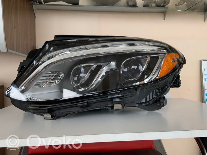 Mercedes-Benz GLE (W166 - C292) Faro/fanale A1669062503