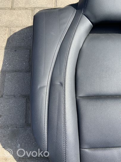 Mercedes-Benz CLA C117 X117 W117 Asiento trasero 