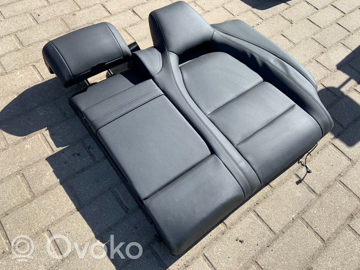 Mercedes-Benz CLA C117 X117 W117 Rear seat 