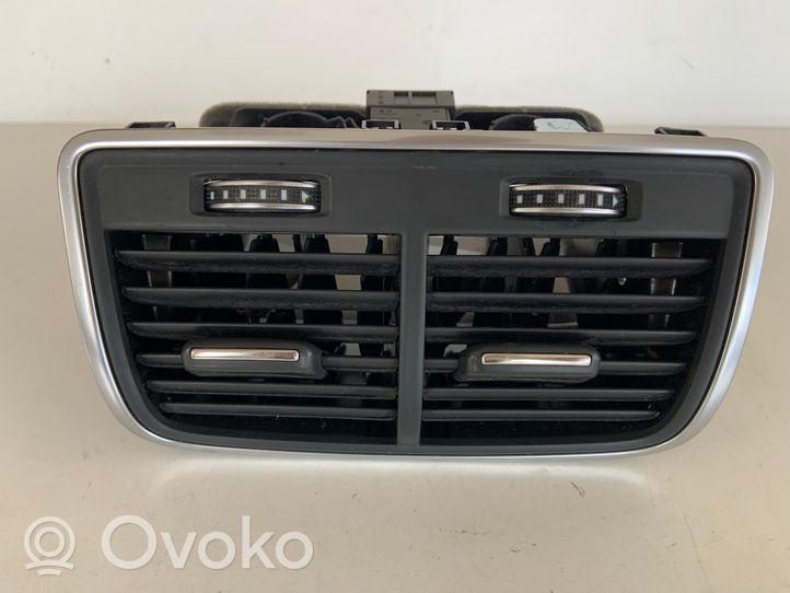 Audi A7 S7 4G Aizmugurējā gaisa - ventilācijas reste 4G0819203