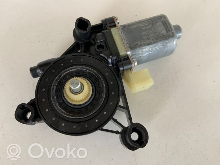 Audi Q7 4M Rear door window regulator motor 8W0959801