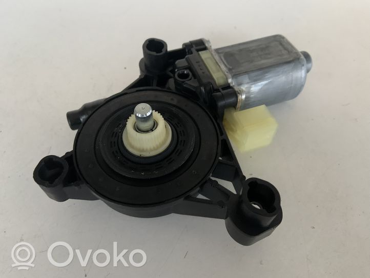 Audi Q7 4M Front door window regulator motor 8W0959802