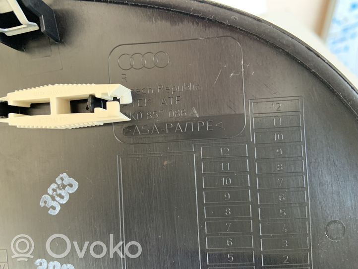 Audi A4 S4 B8 8K Garniture d'extrémité latérale du tableau de bord 8K0857086A