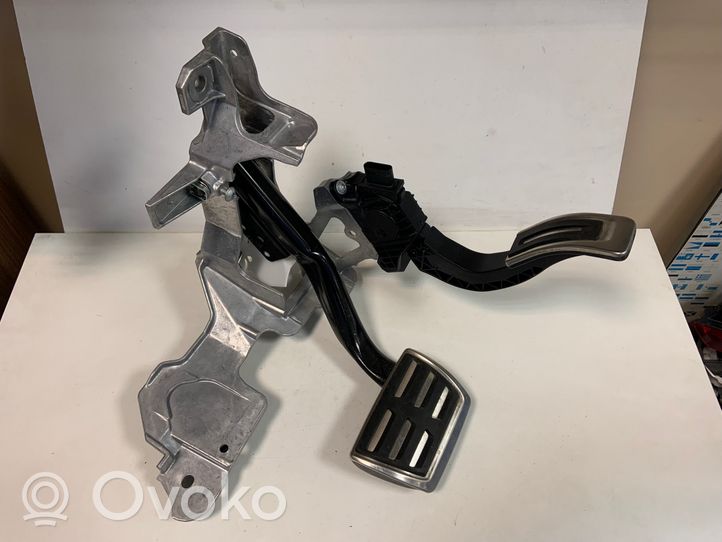 Audi A5 Brake pedal 8W1723117B