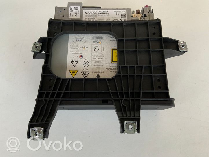 Audi A4 S4 B9 Stacja multimedialna GPS / CD / DVD 8W5035880D