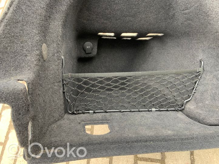 Audi A8 S8 D4 4H Trunk/boot side trim panel 4H0863879R
