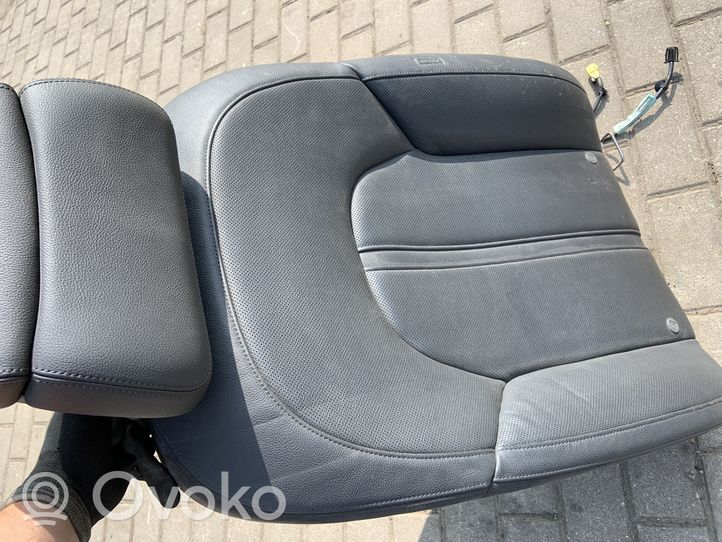 Audi A8 S8 D4 4H Galinė sėdynė 4H0885273