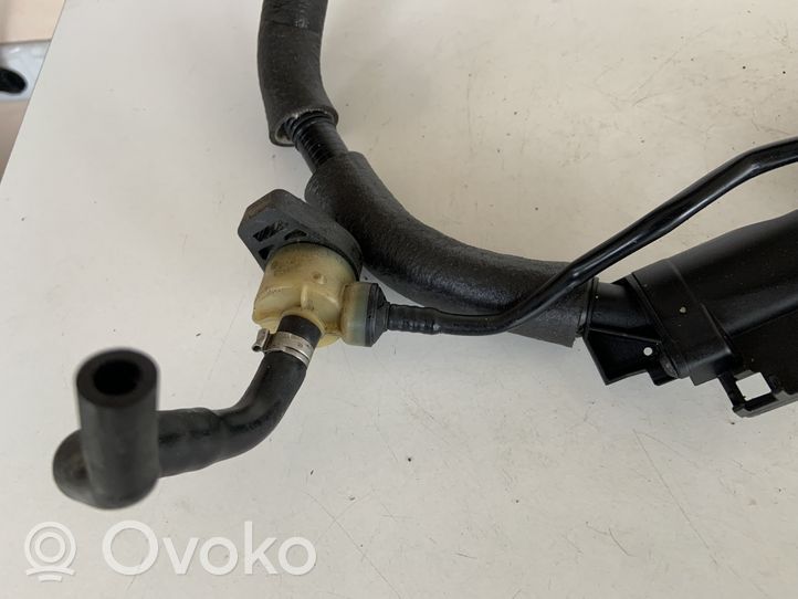 Audi Q7 4M Oil breather separator 06E103547AD