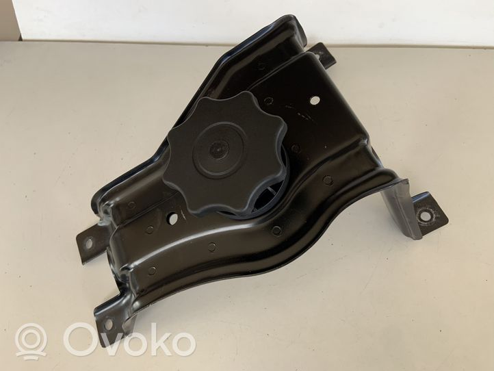 Audi A6 S6 C7 4G Supporto di montaggio ruota di scorta 4G0802715