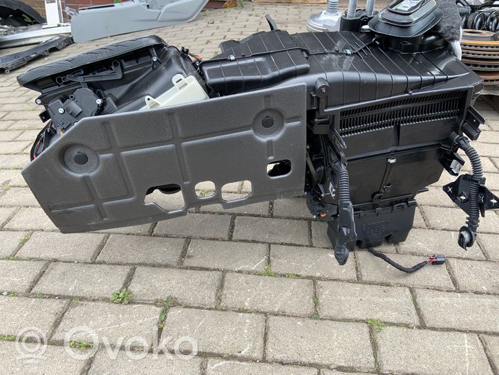 Audi Q5 SQ5 Salono oro mazgo komplektas 80B816005K
