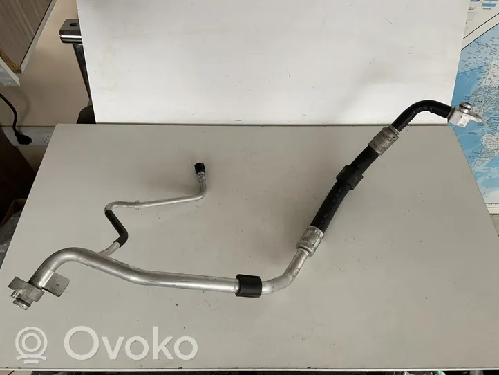 Audi Q7 4M Air conditioning (A/C) pipe/hose 4M1820740K