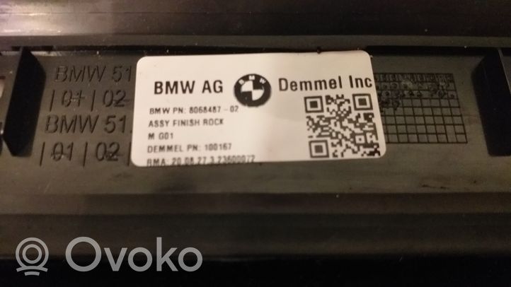 BMW X3 G01 Priekšējā sliekšņa dekoratīvā apdare (iekšējā) 8068487