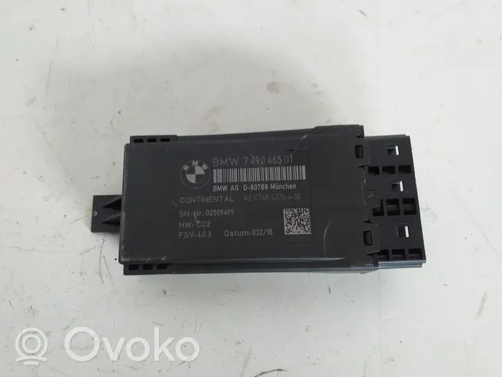 BMW 3 G20 G21 Seat heating relay 7490465