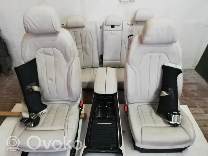 BMW X5 F15 Sitze und Türverkleidungen komplett 6211563