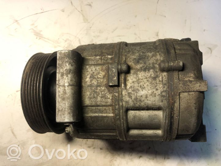 Volkswagen Golf V Compressore aria condizionata (A/C) (pompa) 1K0820803N