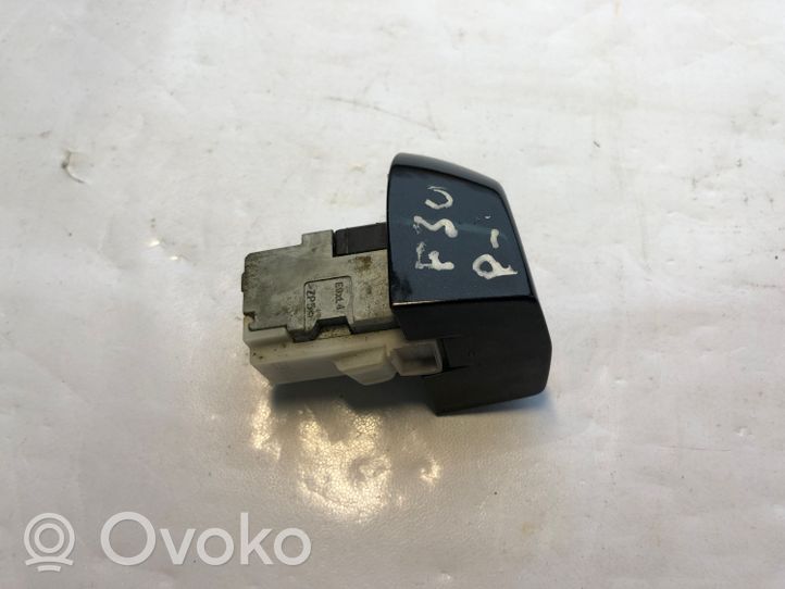 BMW 3 F30 F35 F31 Front door lock (next to the handle) E9XL4