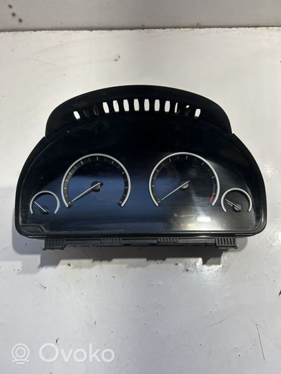 BMW 5 F10 F11 Tachimetro (quadro strumenti) 6831693