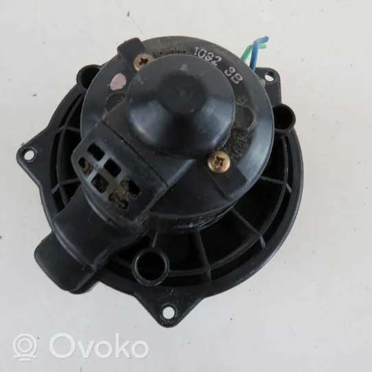 Suzuki Jimny Commande de chauffage et clim 194000-1092