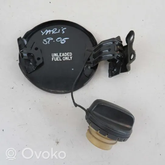 Toyota Yaris Bouchon, volet de trappe de réservoir à carburant 57057