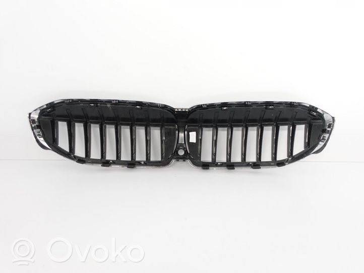 BMW 3 G20 G21 Maskownica / Grill / Atrapa górna chłodnicy 7449428