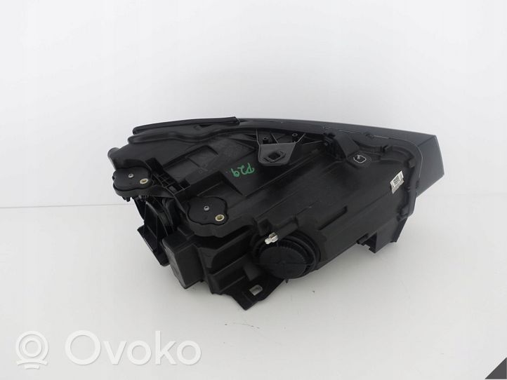 Audi Q2 - Lampa przednia 81A941003