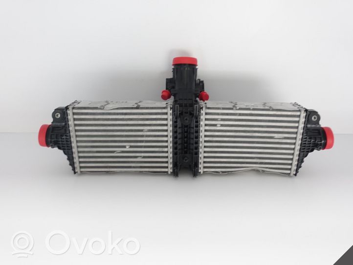 Porsche 911 992 Chłodnica powietrza doładowującego / Intercooler 992145805C