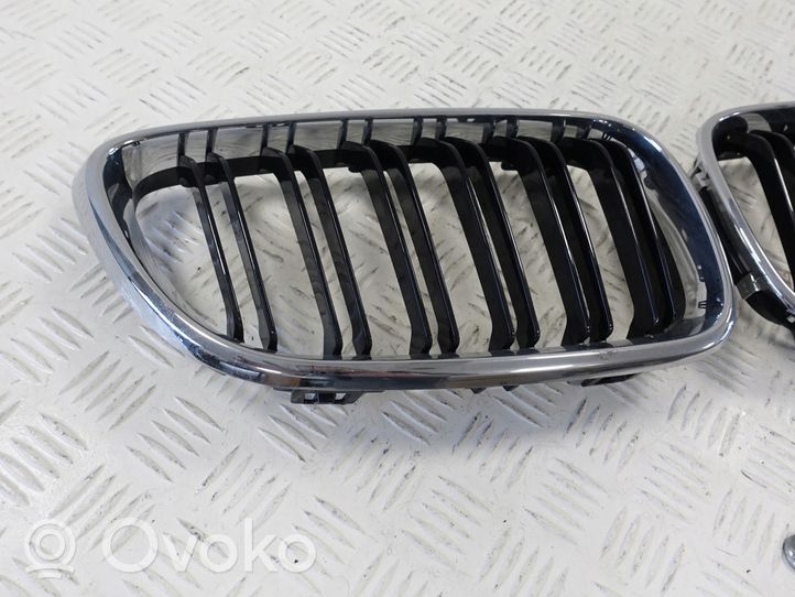 BMW M2 F87 Oberes Gitter vorne 2355448