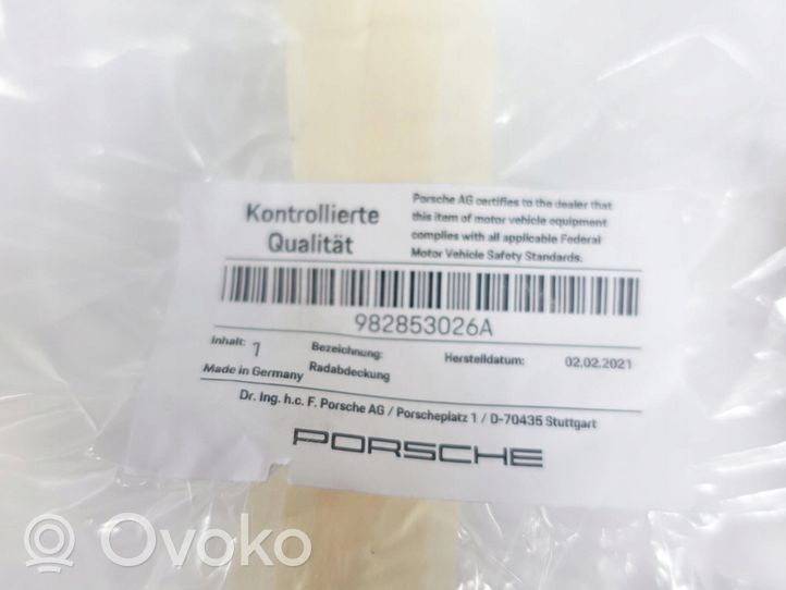 Porsche Boxster 982 Takalokasuojan koristelista 982853026A