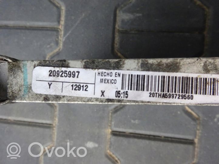 Opel Ampera Chłodnica oleju 20925997