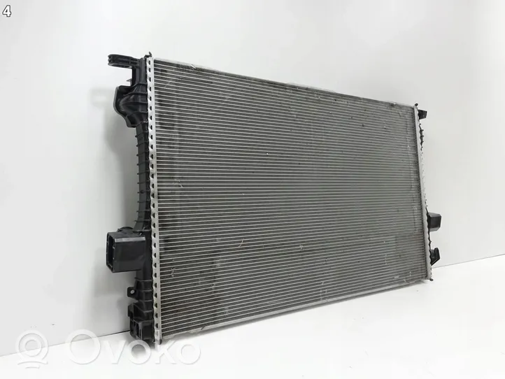 Porsche Panamera (971) Radiateur de refroidissement 971121249S