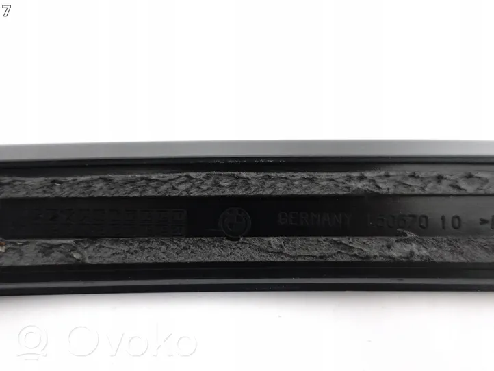 BMW 5 G30 G31 Spoiler del portellone posteriore/bagagliaio 8064738