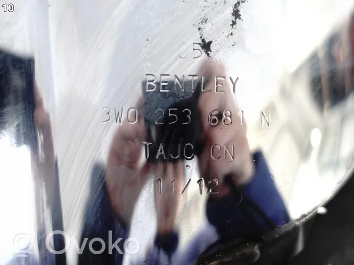 Bentley Continental Äänenvaimentimen päätykappale 3W0253681N